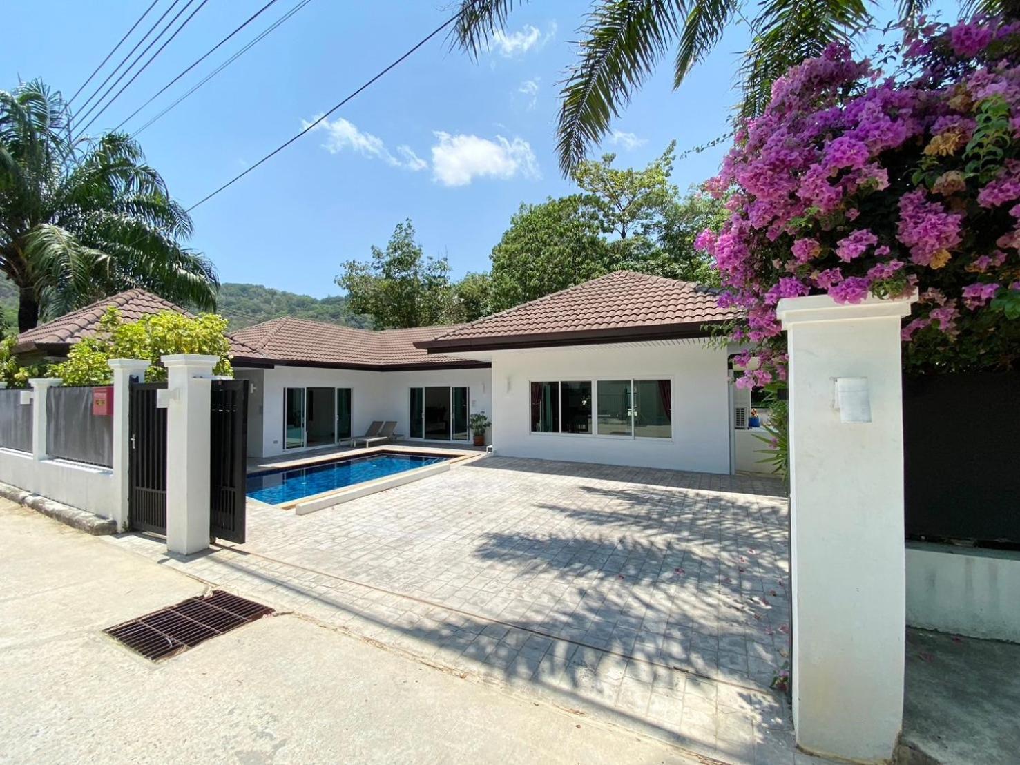Chalong - 4 Bedroom Private Pool Villa - Phuket Exteriör bild